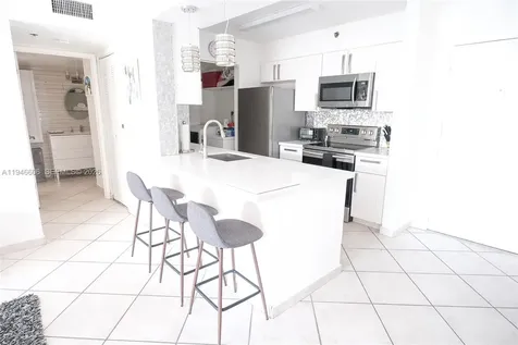 19701 E Country Club Drive Aventura FL 33180
