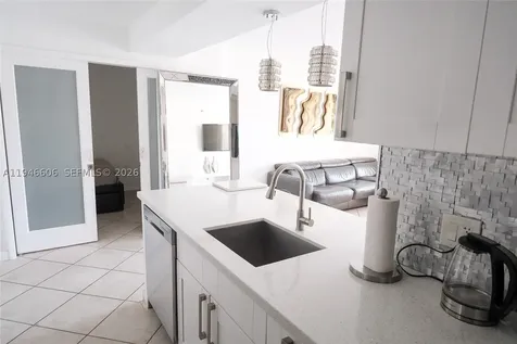 19701 E Country Club Drive Aventura FL 33180