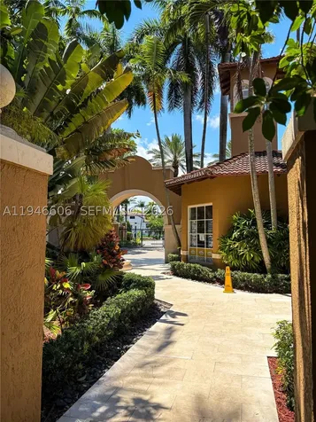 19701 E Country Club Drive Aventura FL 33180