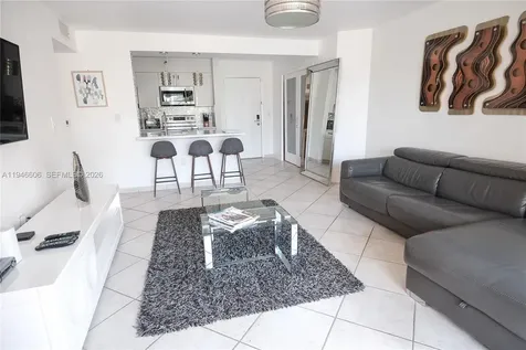 19701 E Country Club Drive Aventura FL 33180