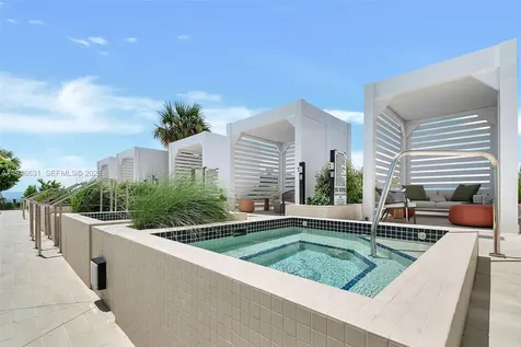 300 Biscayne Boulevard Way Miami FL 33131