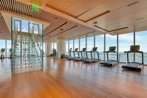 300 Biscayne Boulevard Way Miami FL 33131