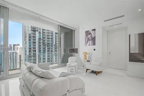 300 Biscayne Boulevard Way Miami FL 33131
