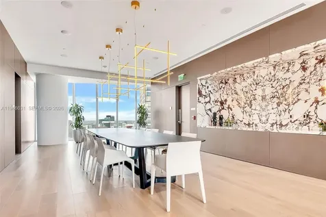 300 Biscayne Boulevard Way Miami FL 33131