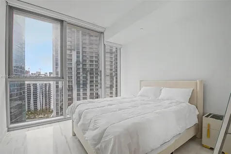 300 Biscayne Boulevard Way Miami FL 33131