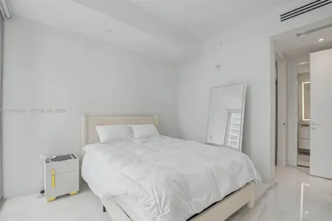 300 Biscayne Boulevard Way Miami FL 33131
