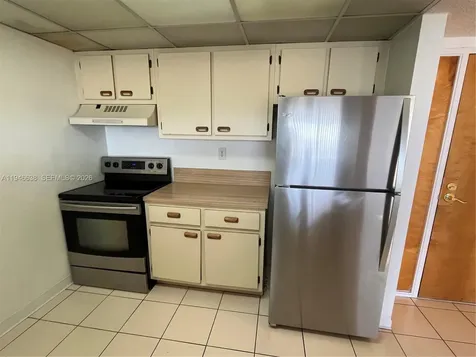 7601 E Treasure Drive North Bay Village FL 33141