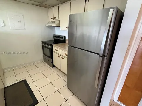 7601 E Treasure Drive North Bay Village FL 33141