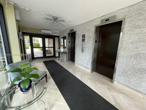 9800 W Bay Harbor Drive Bay Harbor Islands FL 33154