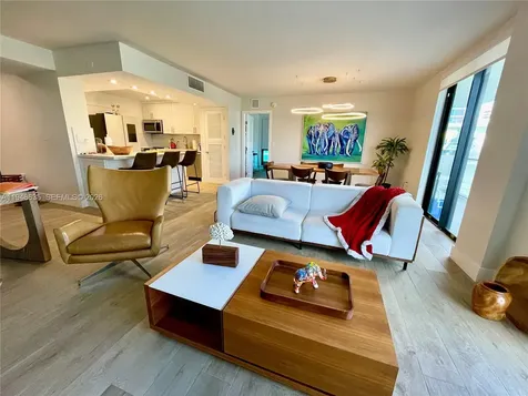 9800 W Bay Harbor Drive Bay Harbor Islands FL 33154