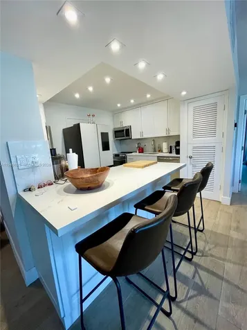 9800 W Bay Harbor Drive Bay Harbor Islands FL 33154