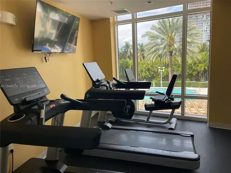1745 E Hallandale Beach Boulevard Hallandale Beach FL 33009