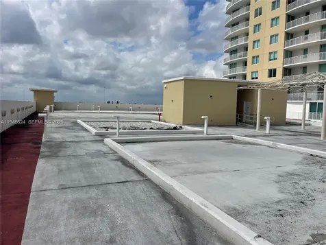 1745 E Hallandale Beach Boulevard Hallandale Beach FL 33009