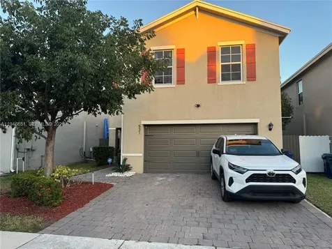 531 NE 6th Place Florida City FL 33034
