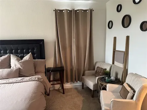531 NE 6th Place Florida City FL 33034