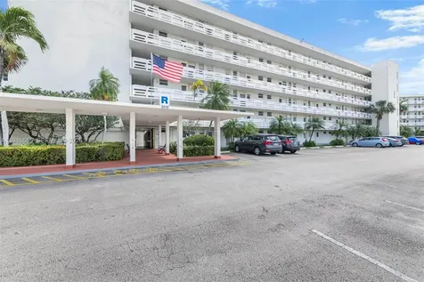 3010 Marcos Drive Aventura FL 33160