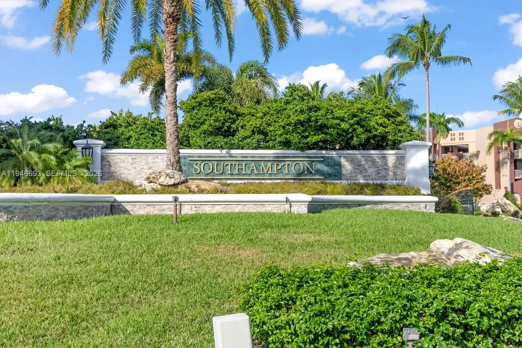 7623 Southampton Terrace Tamarac FL 33321