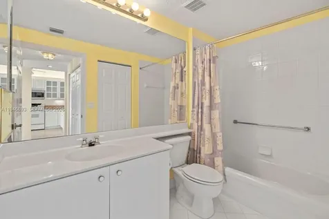 7623 Southampton Terrace Tamarac FL 33321