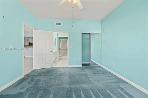 7623 Southampton Terrace Tamarac FL 33321