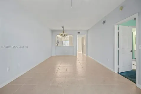 7623 Southampton Terrace Tamarac FL 33321