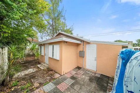 1726 Roosevelt Street Hollywood FL 33020