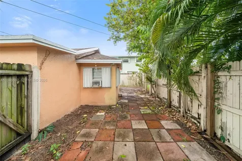 1726 Roosevelt Street Hollywood FL 33020