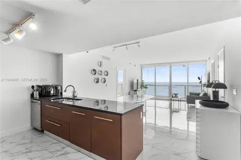 465 Brickell Avenue Miami FL 33131