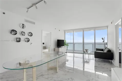 465 Brickell Avenue Miami FL 33131