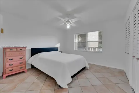 9721 Sunrise Lakes Boulevard Sunrise FL 33322