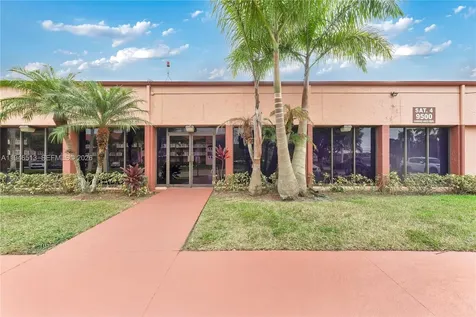 9721 Sunrise Lakes Boulevard Sunrise FL 33322