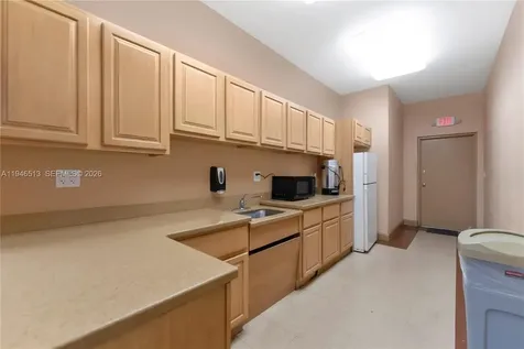 9721 Sunrise Lakes Boulevard Sunrise FL 33322
