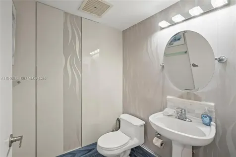 17375 Collins Avenue Sunny Isles Beach FL 33160