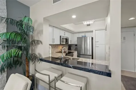 17375 Collins Avenue Sunny Isles Beach FL 33160