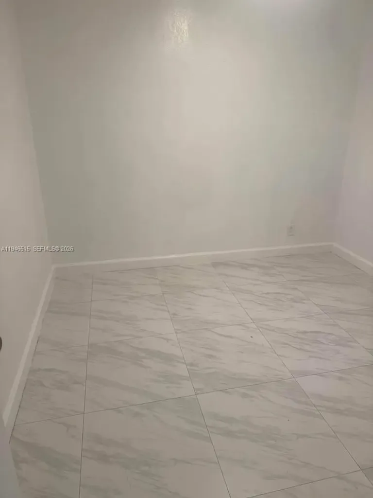 Hollywood FL 33020