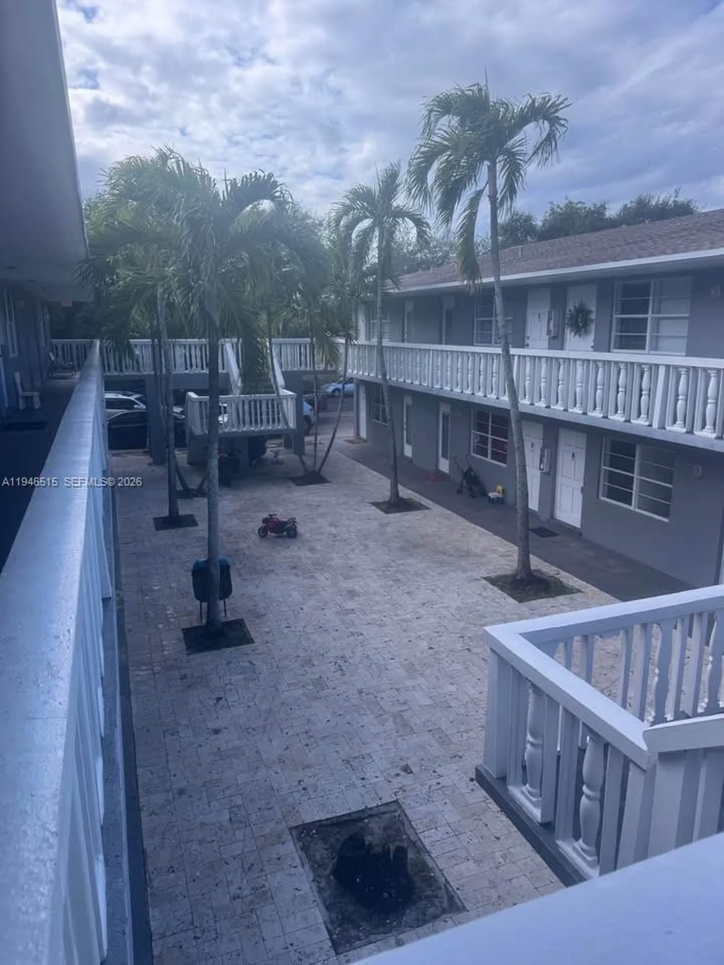 Hollywood FL 33020