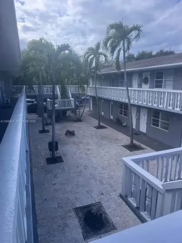 Hollywood FL 33020