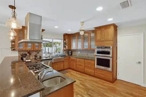 4710 Grant Street Hollywood FL 33021