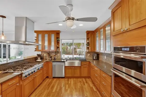 4710 Grant Street Hollywood FL 33021
