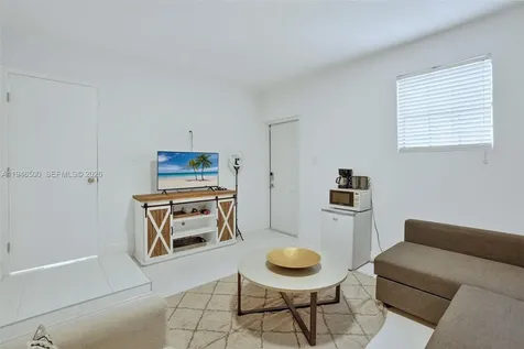 4710 Grant Street Hollywood FL 33021
