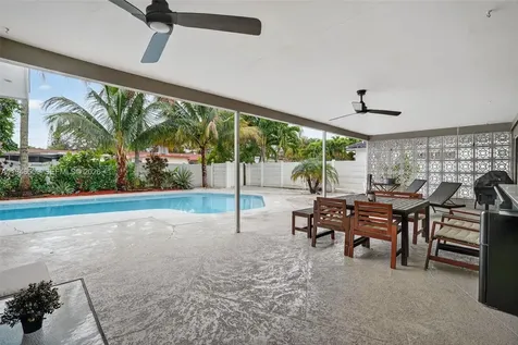 4710 Grant Street Hollywood FL 33021