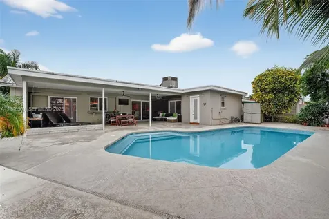 4710 Grant Street Hollywood FL 33021