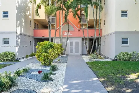 8363 Lake Drive Doral FL 33166