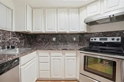 8363 Lake Drive Doral FL 33166