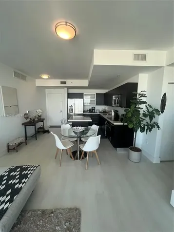 90 SW 3rd Street Miami FL 33130