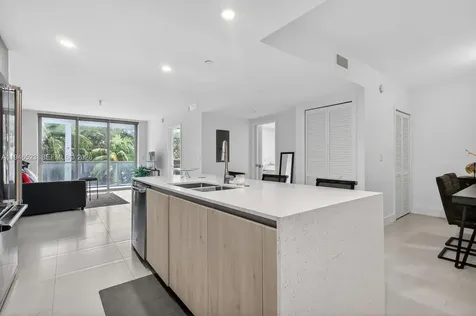 13800 Highland Drive North Miami Beach FL 33181