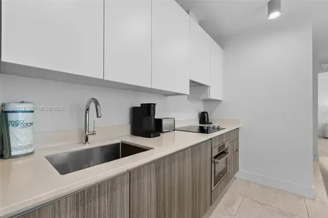 239 SW 9th Street Miami FL 33130