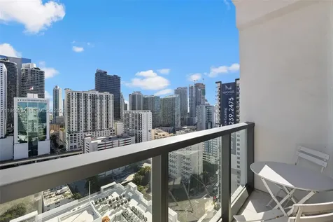 239 SW 9th Street Miami FL 33130