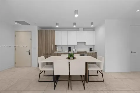 239 SW 9th Street Miami FL 33130