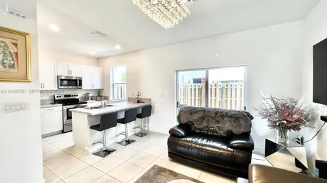 2677 SE 13th Court Homestead FL 33035