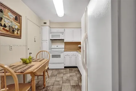 5 Island Avenue Miami Beach FL 33139